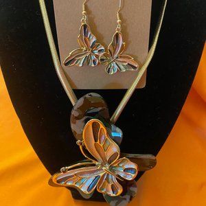 Brand New Olive Bundle a Camouflage Necklace earring, 1X Olive Maxi and Fedora